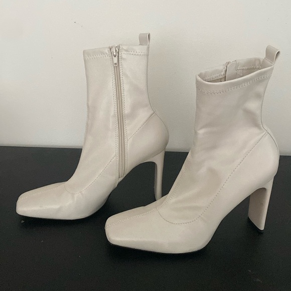 Zara white leather booties - Picture 1 of 5